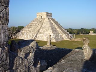 Archaeological Zone - Chichen Itza - Mexico