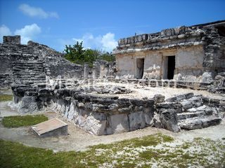 Archaeological Zone - El Rey - Mexico